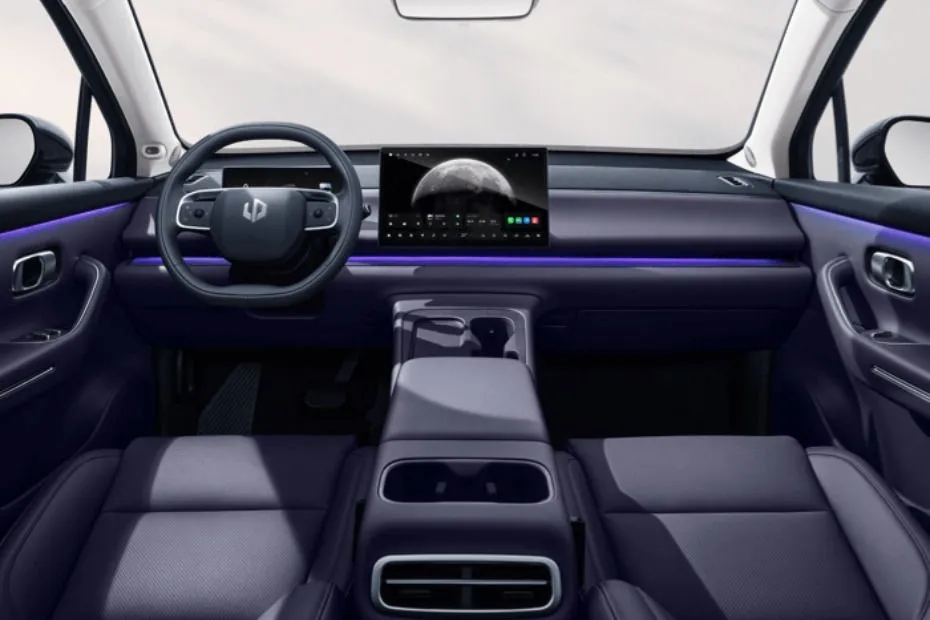 Leapmotor C10