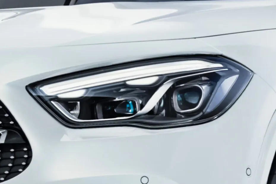 Mercedes-Benz GLA 200