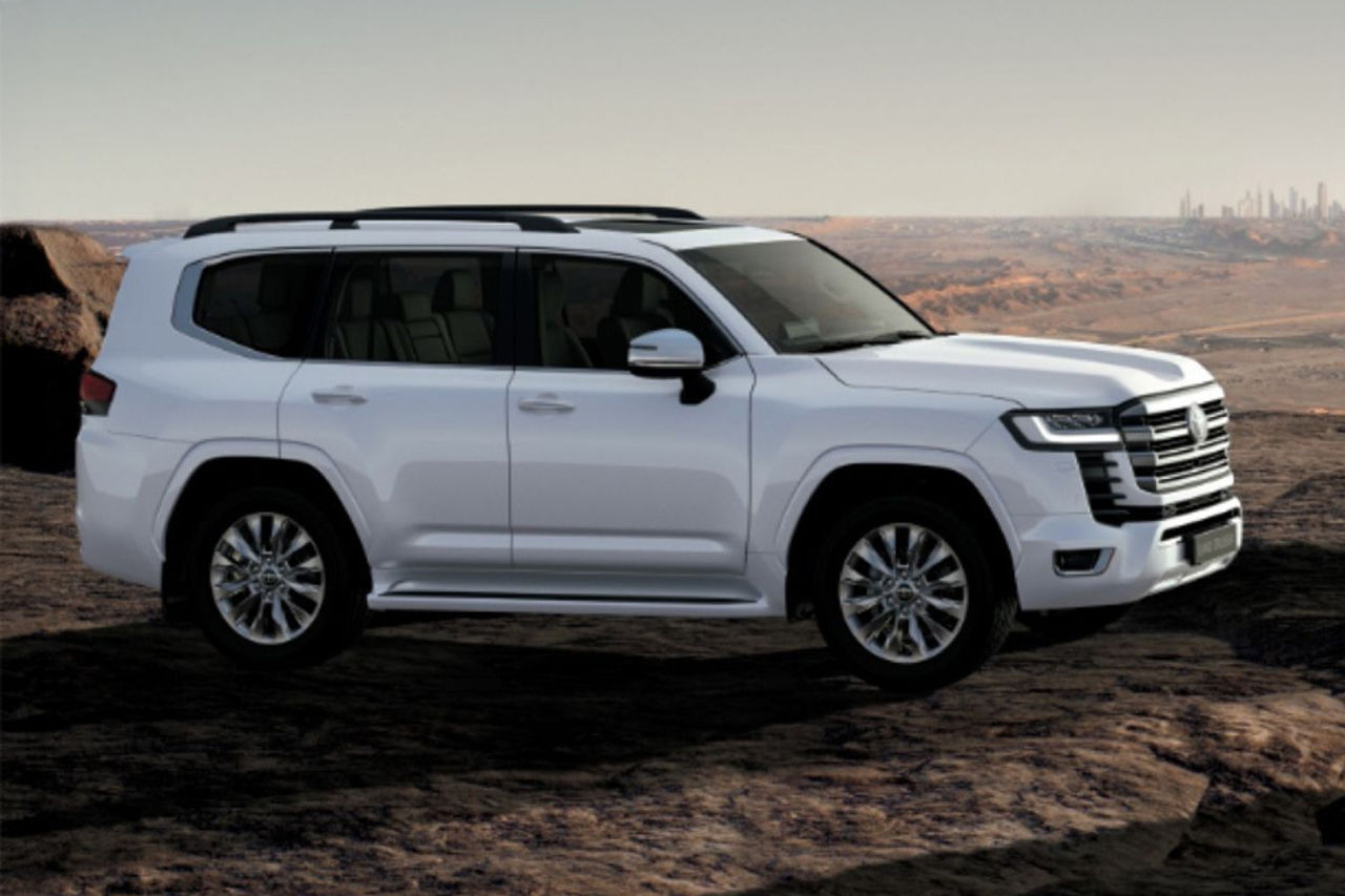 Toyota לנד קרוזר ארוך
